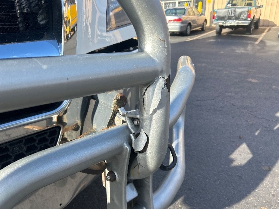 Sleeper Tractor-Heavy Duty Tractors-Freightliner-2023-T12664ST-Portland-OR-583,941\n\t\tmiles-$ 71,500 - Image 23