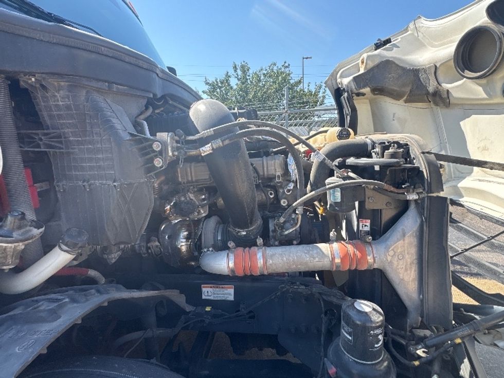 Sleeper Tractor-Heavy Duty Tractors-Freightliner-2023-T12664ST-Richland-MS-603,567\n\t\tmiles-$ 71,000 - Image 20