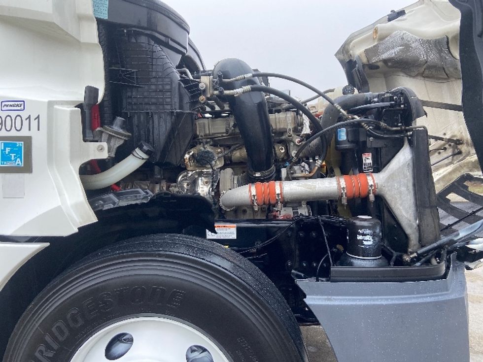 Sleeper Tractor-Heavy Duty Tractors-Freightliner-2023-T12664ST-San Antonio-TX-515,409\n\t\tmiles-$ 74,250 - Image 20