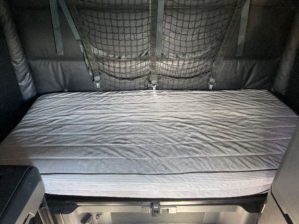 Sleeper Tractor-Heavy Duty Tractors-Freightliner-2023-T12664ST-San Antonio-TX-558,542\n\t\tmiles-$ 73,750 - Image 17