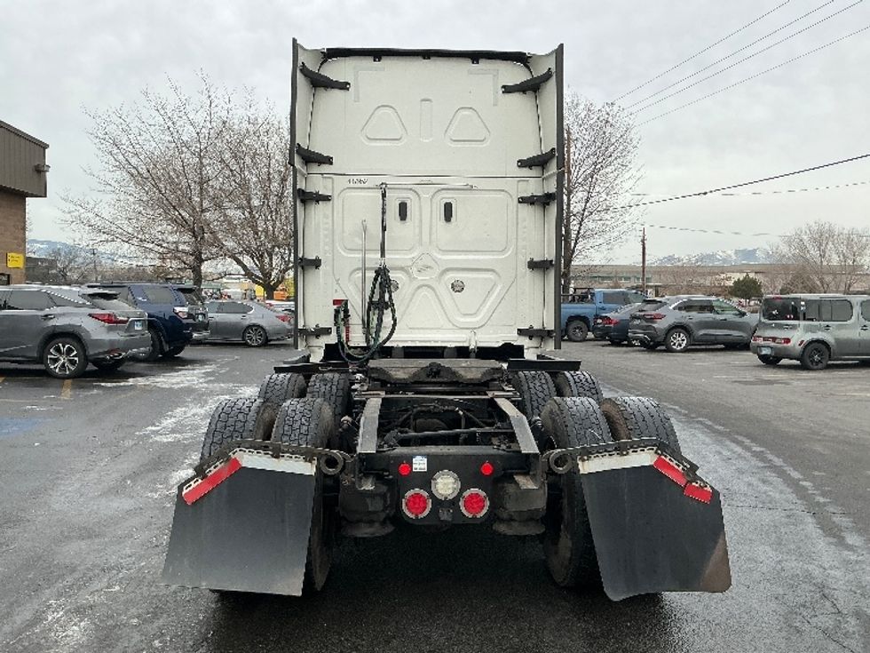 Sleeper Tractor-Heavy Duty Tractors-Freightliner-2023-T12664ST-Sparks-NV-576,028\n\t\tmiles-$ 73,250 - Image 6