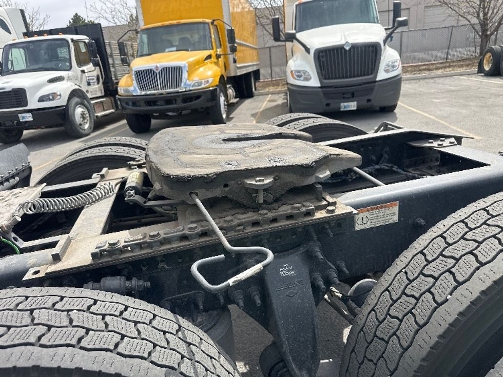 Sleeper Tractor-Heavy Duty Tractors-Freightliner-2023-T12664ST-Sparks-NV-639,562\n\t\tmiles-$ 65,500 - Image 26