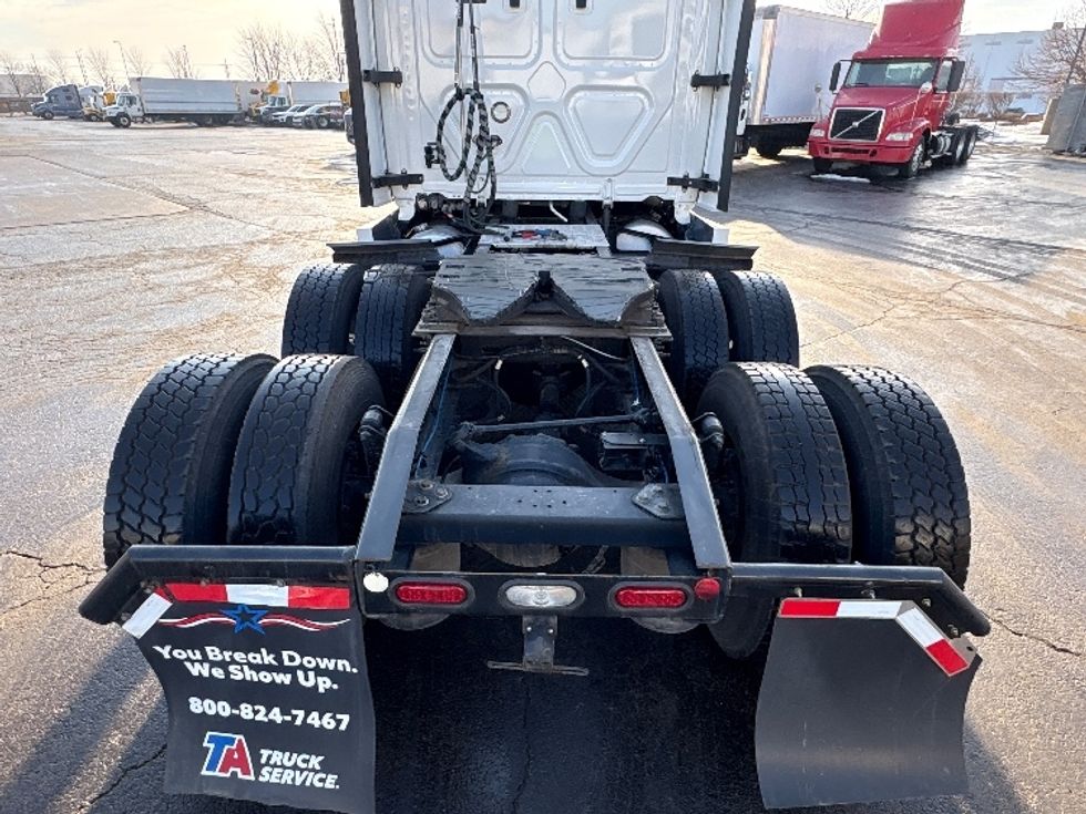 Sleeper Tractor-Heavy Duty Tractors-Freightliner-2023-T12664ST-Sturtevant-WI-576,387\n\t\tmiles-$ 65,000 - Image 6