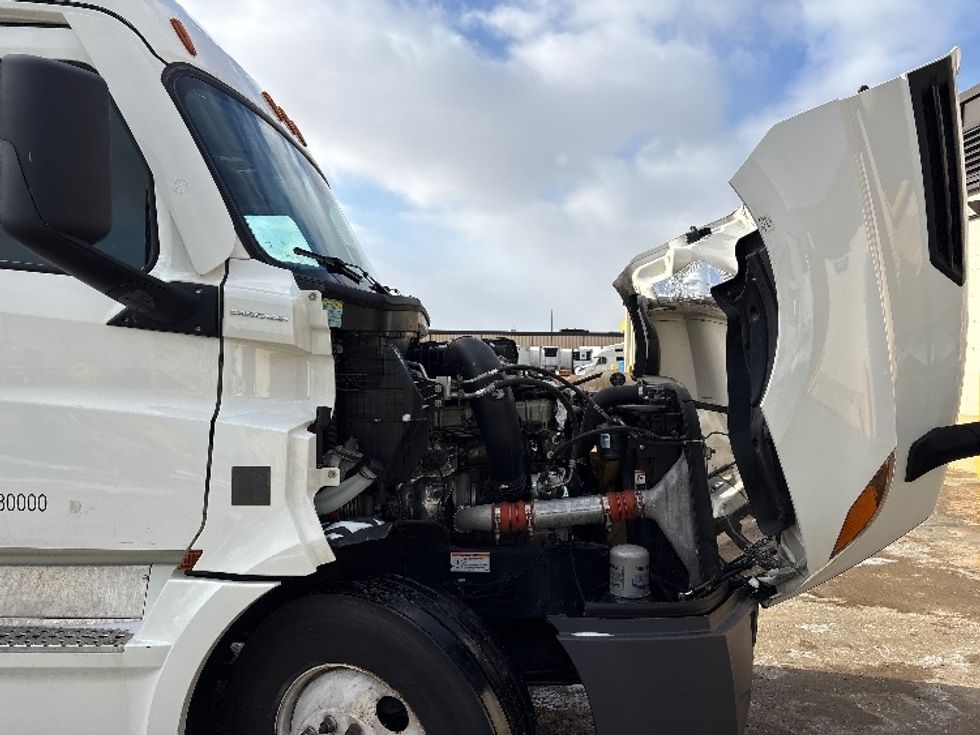 Sleeper Tractor-Heavy Duty Tractors-Freightliner-2023-T12664ST-Sturtevant-WI-588,359\n\t\tmiles-$ 62,500 - Image 20
