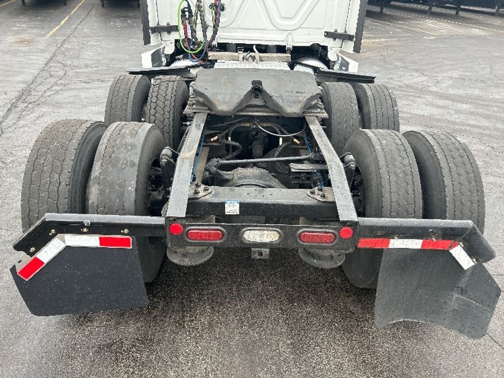 Sleeper Tractor-Heavy Duty Tractors-Freightliner-2023-T12664ST-Sturtevant-WI-678,220\n\t\tmiles-$ 55,500 - Image 6