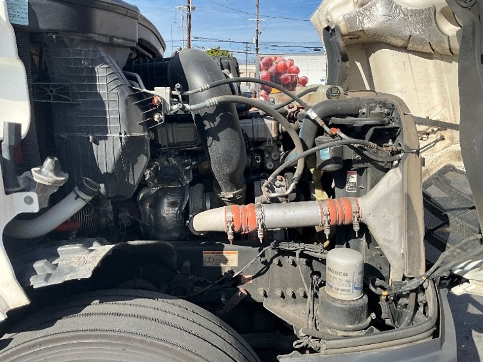 Sleeper Tractor-Heavy Duty Tractors-Freightliner-2023-T12664ST-Torrance-CA-642,223\n\t\tmiles-$ 65,000 - Image 20