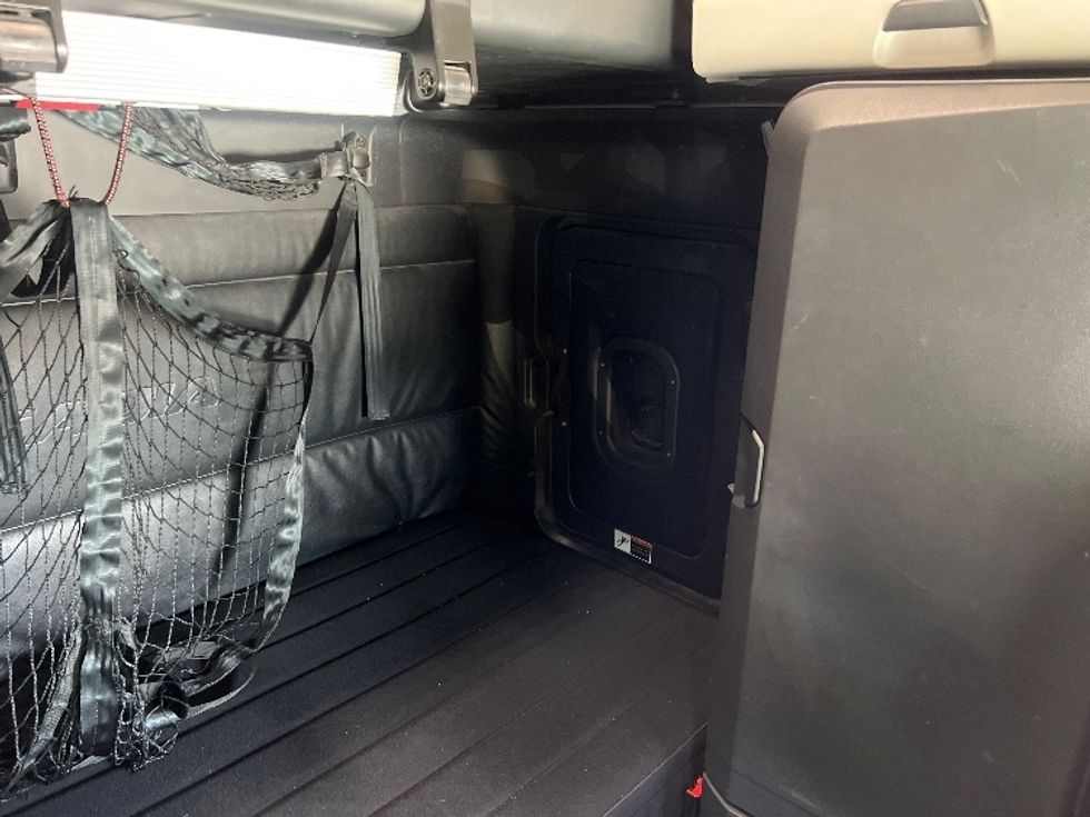 Sleeper Tractor-Heavy Duty Tractors-Freightliner-2023-T12664ST-Torrance-CA-661,825\n\t\tmiles-$ 64,250 - Image 18