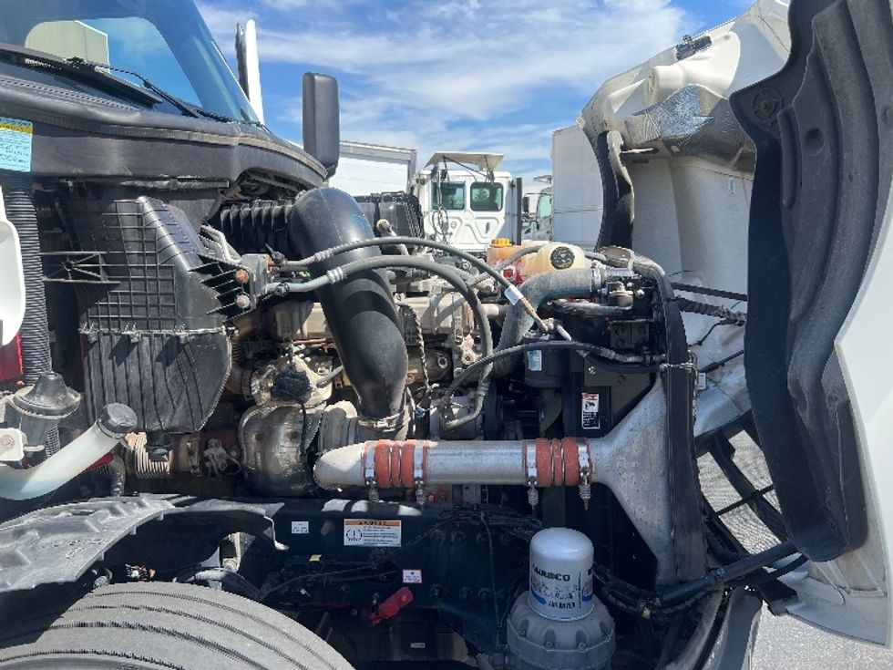 Sleeper Tractor-Heavy Duty Tractors-Freightliner-2023-T12664ST-Torrance-CA-661,825\n\t\tmiles-$ 64,250 - Image 20