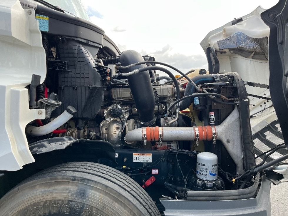 Sleeper Tractor-Heavy Duty Tractors-Freightliner-2023-T12664ST-Torrance-CA-749,220\n\t\tmiles-$ 54,750 - Image 20