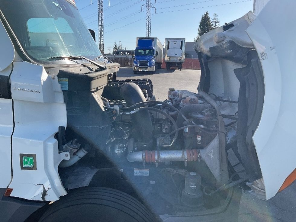 Sleeper Tractor-Heavy Duty Tractors-Freightliner-2023-T12664ST-West Sacramento-CA-661,188\n\t\tmiles-$ 63,000 - Image 20