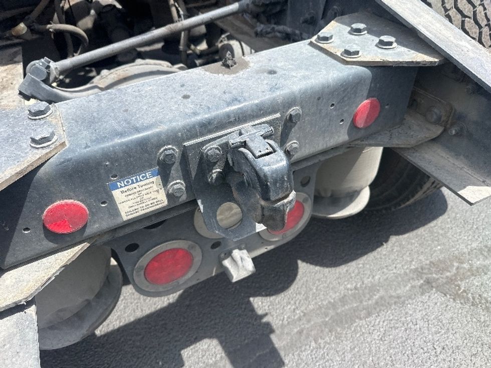 Sleeper Tractor-Heavy Duty Tractors-Freightliner-2023-T12664ST-West Sacramento-CA-825,243\n\t\tmiles-$ 44,500 - Image 23