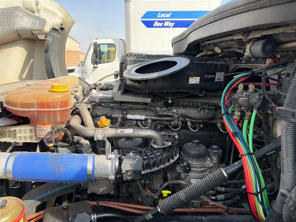 Sleeper Tractor-Heavy Duty Tractors-Freightliner-2024-T12664ST-Austin-TX-294,791\n\t\tmiles-$ 110,000 - Image 21