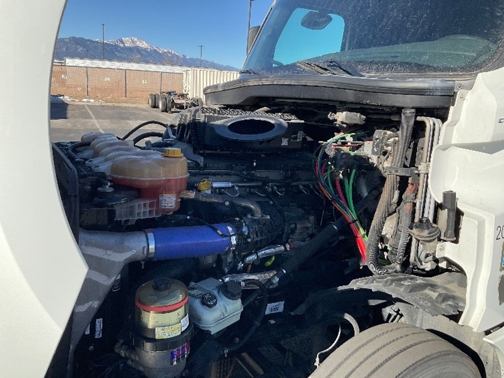 Sleeper Tractor-Heavy Duty Tractors-Freightliner-2024-T12664ST-Colorado Springs-CO-748,754\n\t\tmiles-$ 62,500 - Image 21