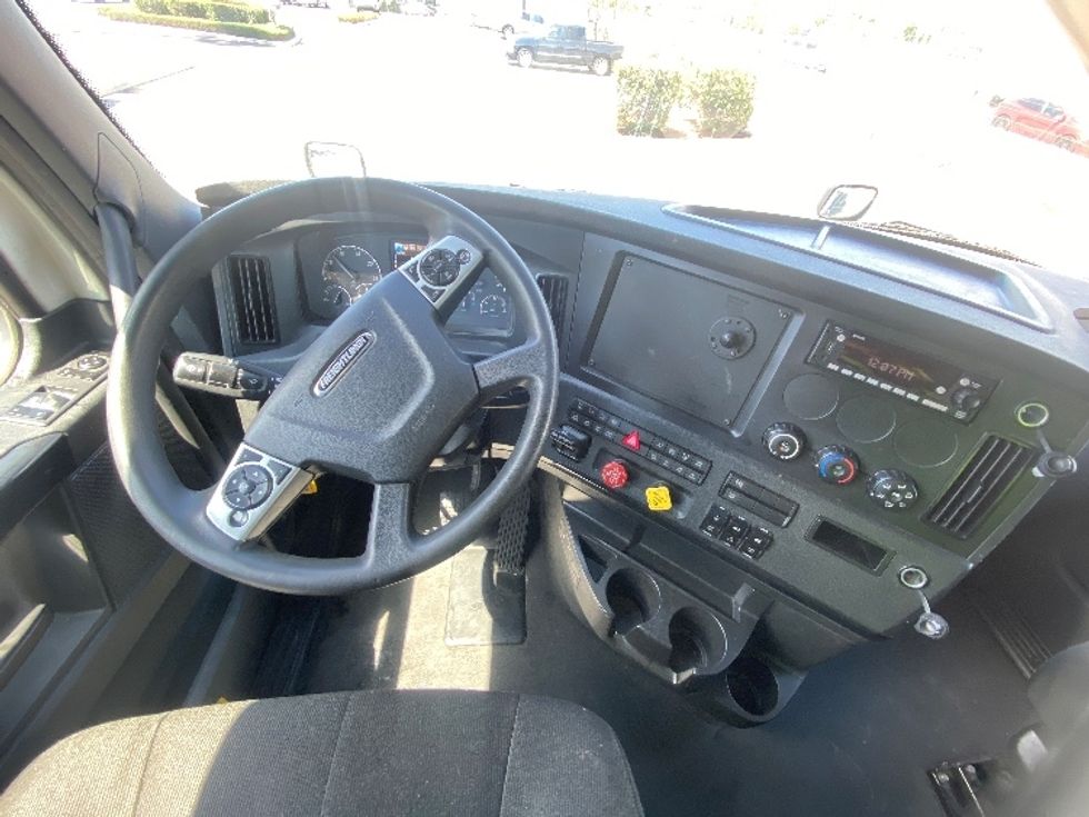 Sleeper Tractor-Heavy Duty Tractors-Freightliner-2024-T12664ST-Fontana-CA-847,850\n\t\tmiles-$ 53,750 - Image 11