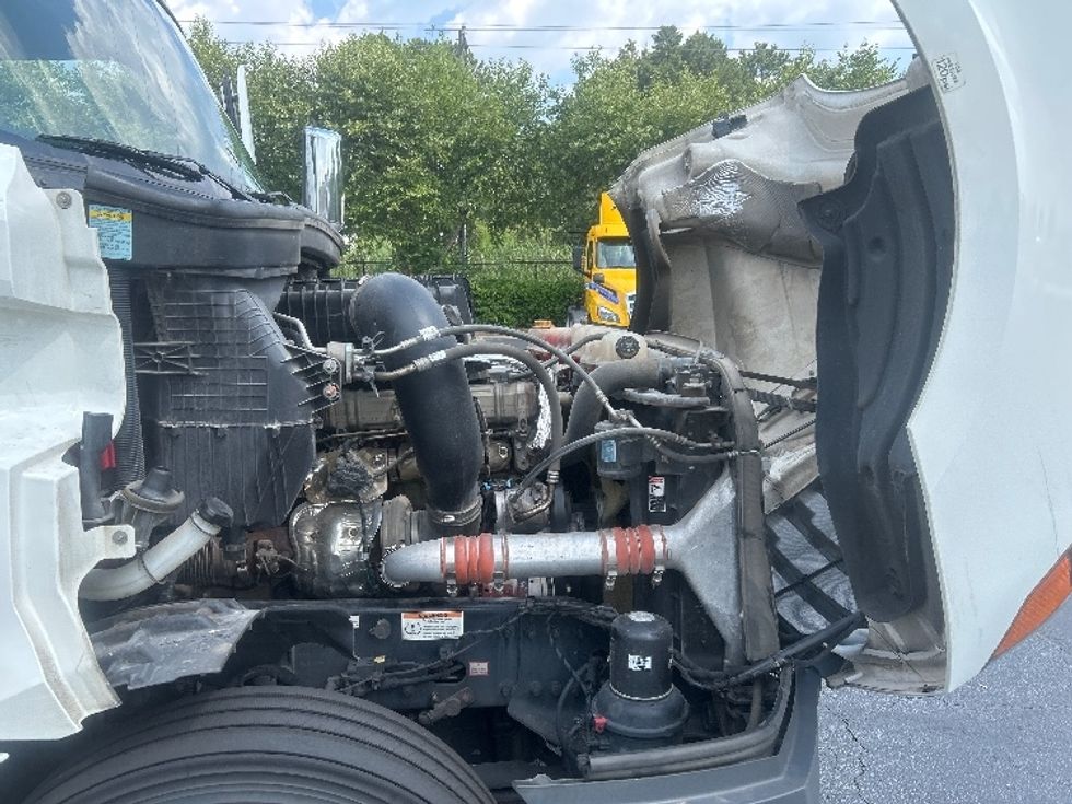 Sleeper Tractor-Heavy Duty Tractors-Freightliner-2024-T12664ST-Forest Park-GA-778,147\n\t\tmiles-$ 63,750 - Image 20