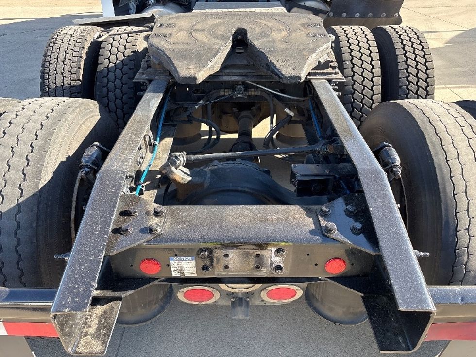 Sleeper Tractor-Heavy Duty Tractors-Freightliner-2024-T12664ST-West Fargo-ND-544,941\n\t\tmiles-$ 77,500 - Image 6