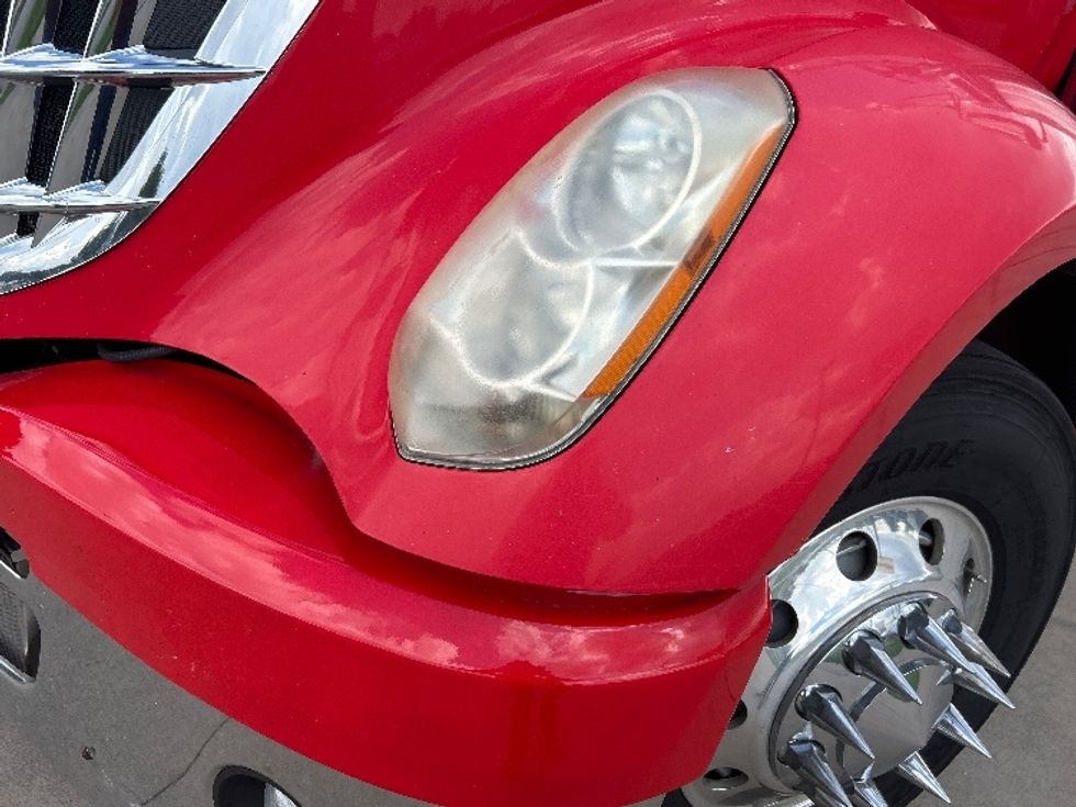 Sleeper Tractor-Heavy Duty Tractors-International-2017-LONESTAR-Houston-TX-327,960\n\t\tmiles-$ 75,000 - Image 24