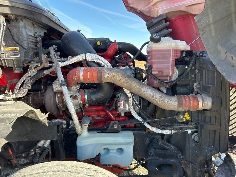 Sleeper Tractor-Heavy Duty Tractors-International-2018-LT625-Sturtevant-WI-286,334\n\t\tmiles-$ 45,250 - Image 19