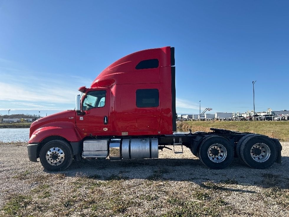 Sleeper Tractor-Heavy Duty Tractors-International-2018-LT625-Sturtevant-WI-286,334\n\t\tmiles-$ 45,250 - Image 4
