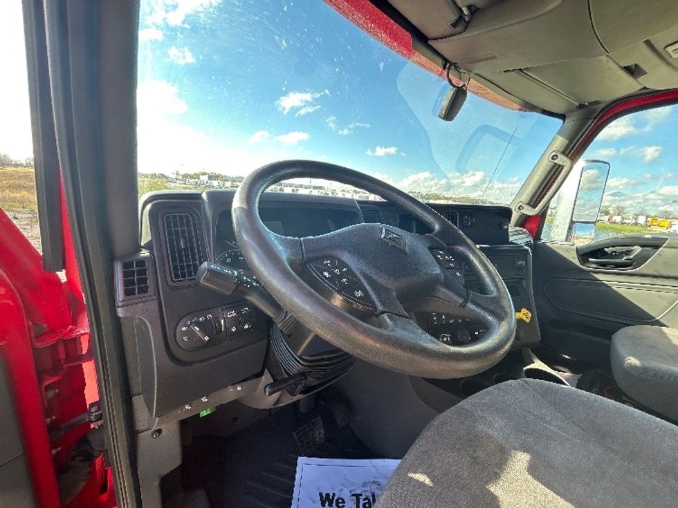Sleeper Tractor-Heavy Duty Tractors-International-2018-LT625-Sturtevant-WI-329,755\n\t\tmiles-$ 45,000 - Image 10