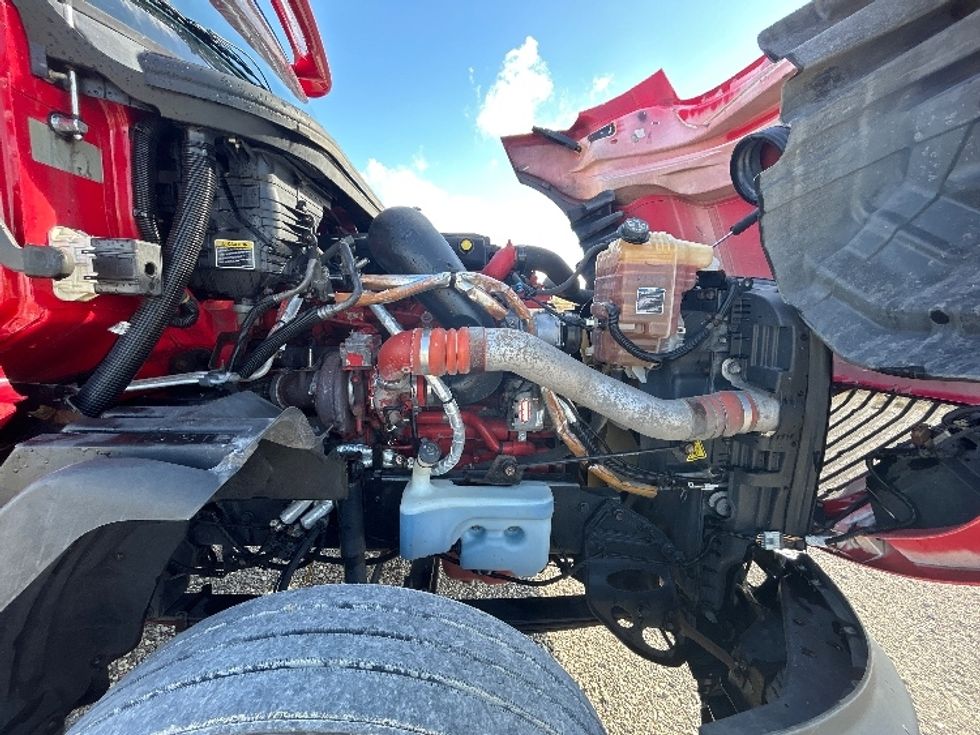 Sleeper Tractor-Heavy Duty Tractors-International-2018-LT625-Sturtevant-WI-329,755\n\t\tmiles-$ 45,000 - Image 20