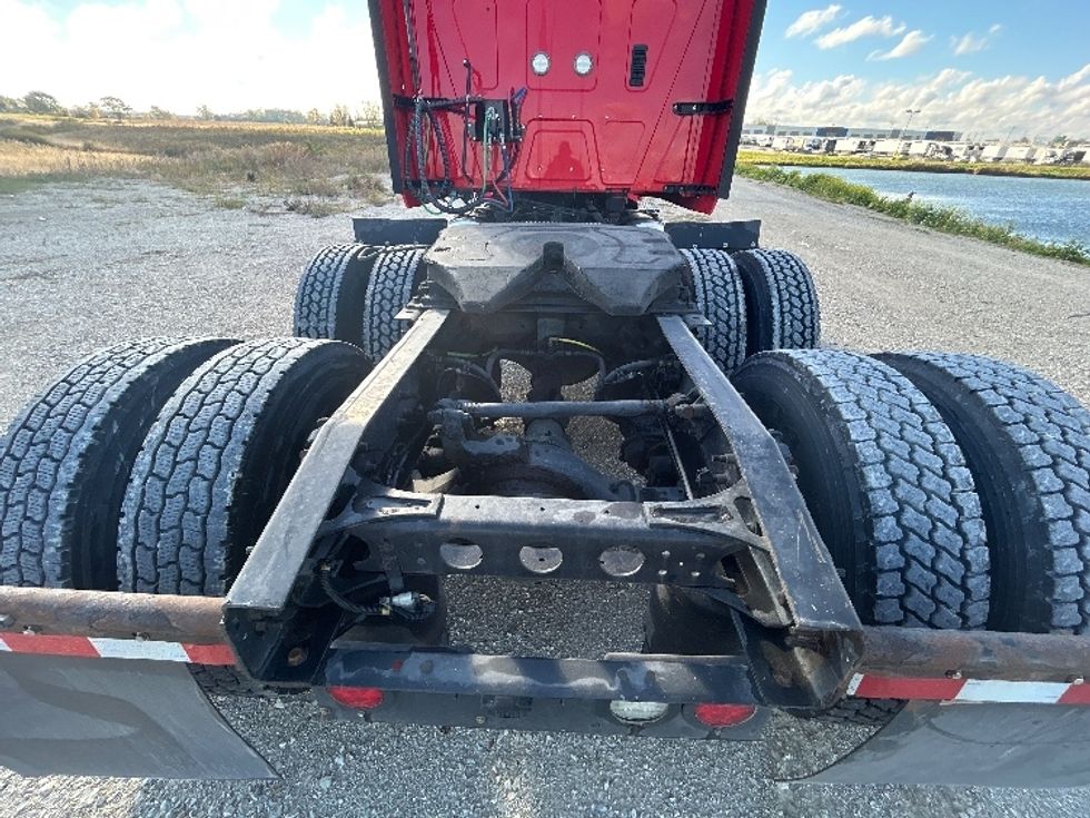 Sleeper Tractor-Heavy Duty Tractors-International-2018-LT625-Sturtevant-WI-329,755\n\t\tmiles-$ 45,000 - Image 6