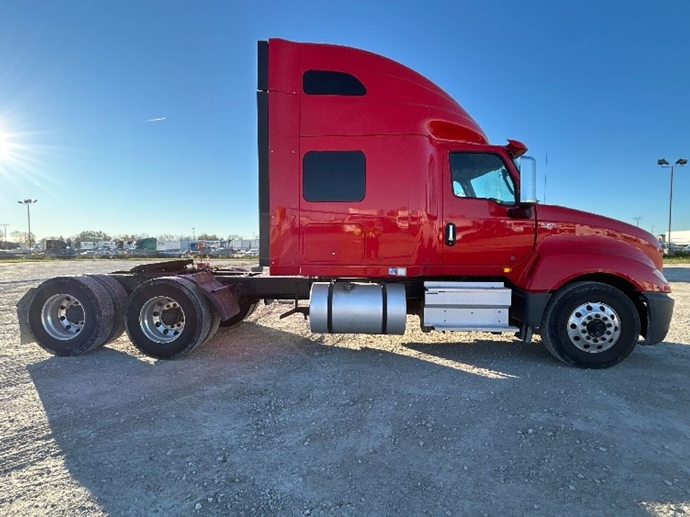 Sleeper Tractor-Heavy Duty Tractors-International-2018-LT625-Sturtevant-WI-337,415\n\t\tmiles-$ 44,500 - Image 8