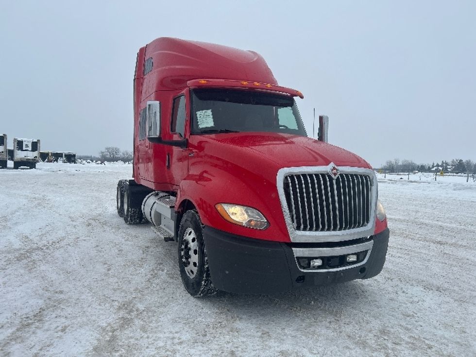 Sleeper Tractor-Heavy Duty Tractors-International-2018-LT625-Sturtevant-WI-339,626\n\t\tmiles-$ 42,250 - Image 1