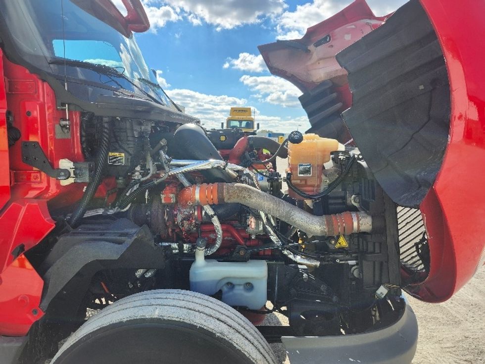 Sleeper Tractor-Heavy Duty Tractors-International-2018-LT625-Sturtevant-WI-351,907\n\t\tmiles-$ 41,750 - Image 20