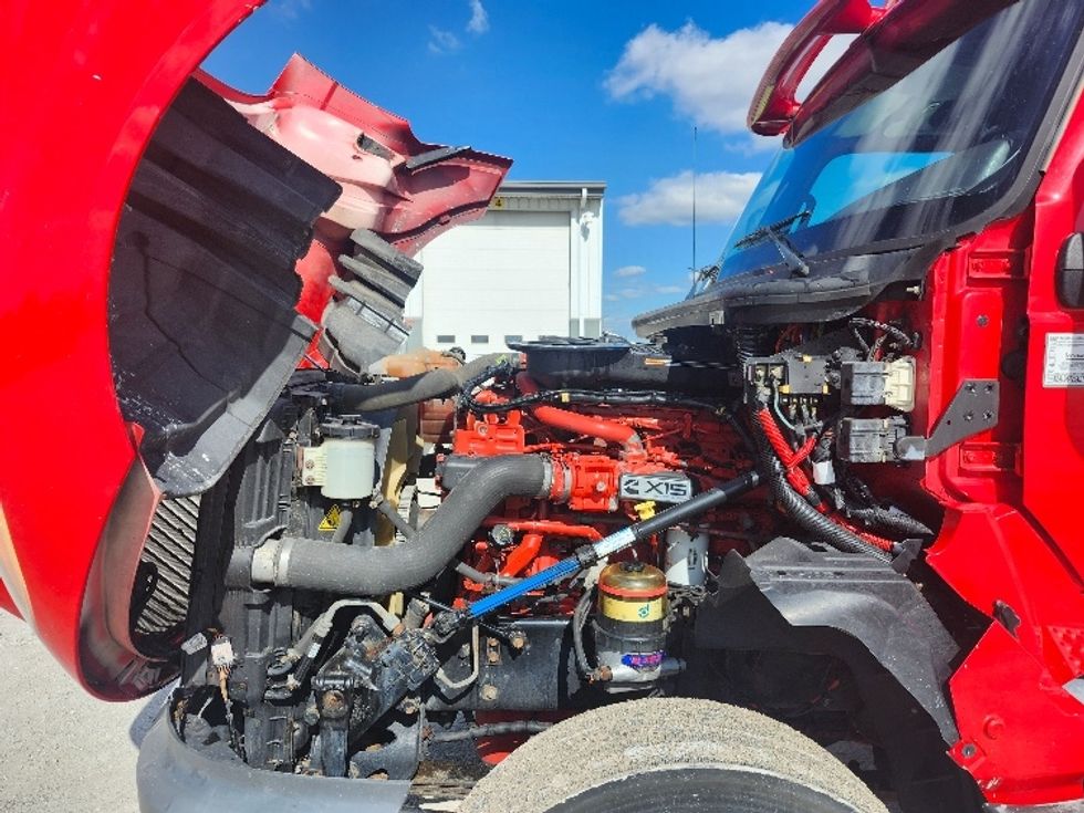 Sleeper Tractor-Heavy Duty Tractors-International-2018-LT625-Sturtevant-WI-351,907\n\t\tmiles-$ 41,750 - Image 21