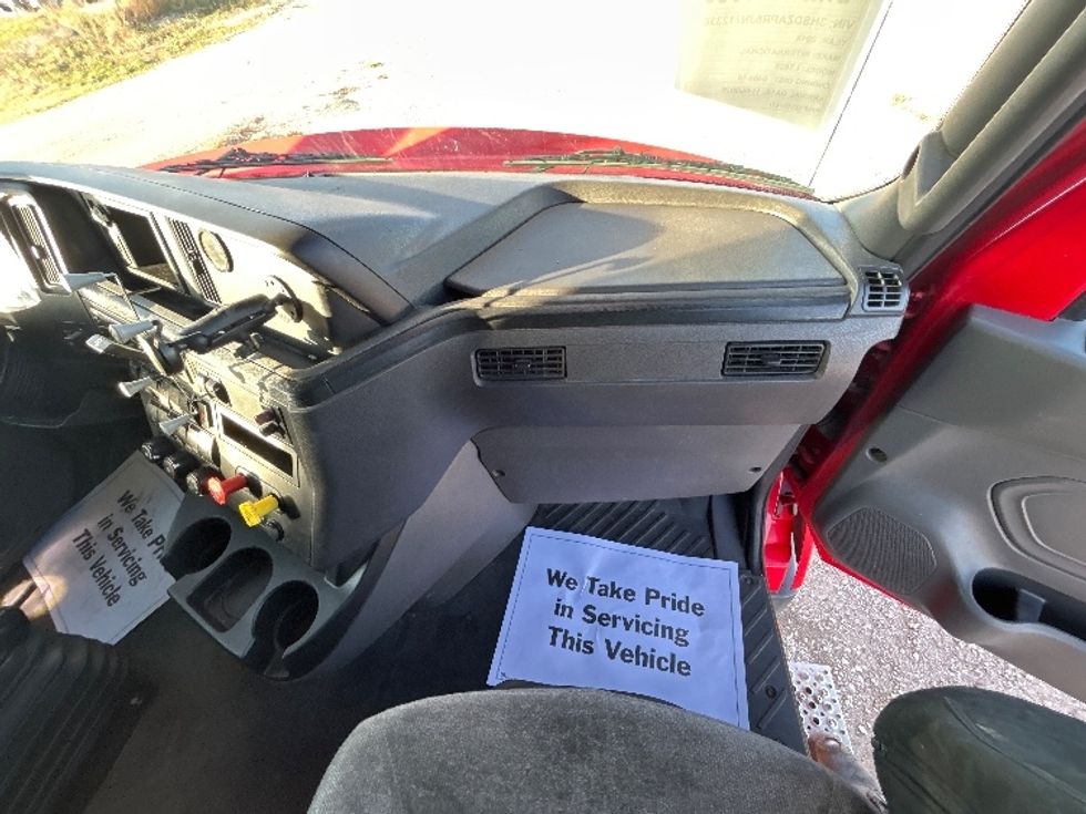 Sleeper Tractor-Heavy Duty Tractors-International-2018-LT625-Sturtevant-WI-383,395\n\t\tmiles-$ 38,000 - Image 14