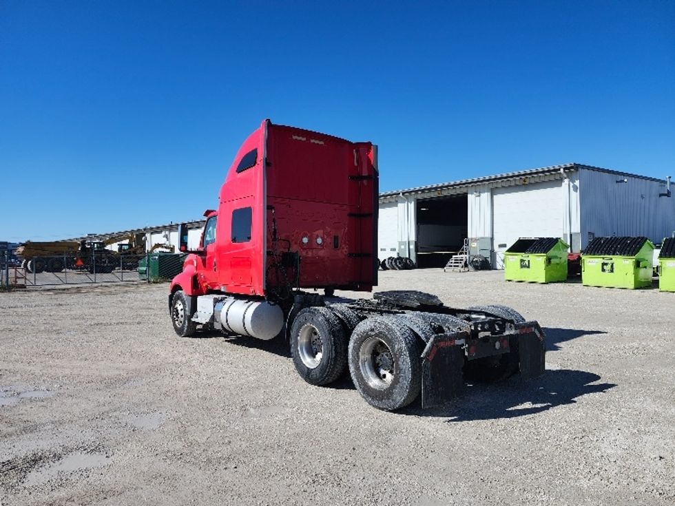 Sleeper Tractor-Heavy Duty Tractors-International-2018-LT625-Sturtevant-WI-385,994\n\t\tmiles-$ 43,000 - Image 5