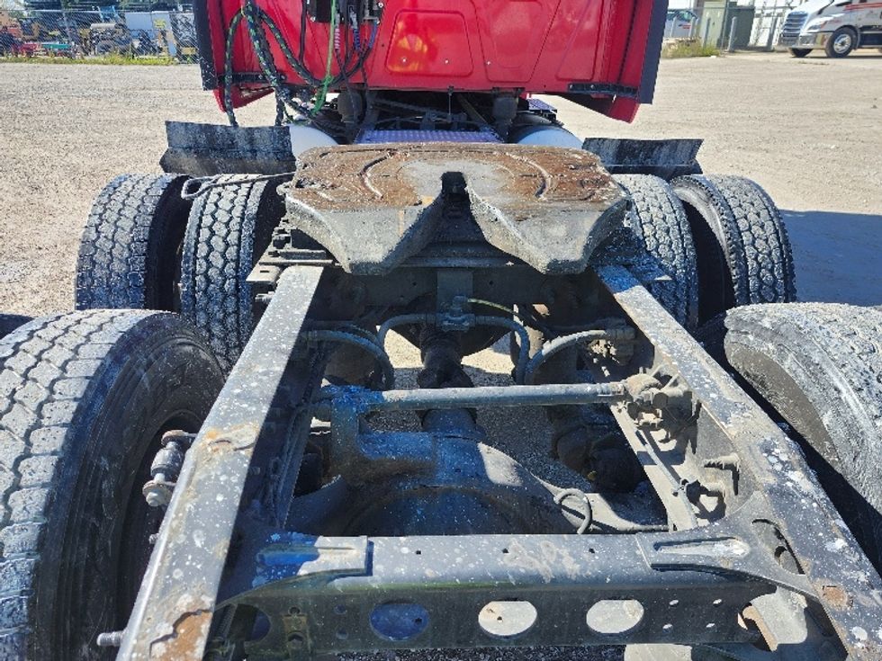 Sleeper Tractor-Heavy Duty Tractors-International-2018-LT625-Sturtevant-WI-385,994\n\t\tmiles-$ 43,000 - Image 6