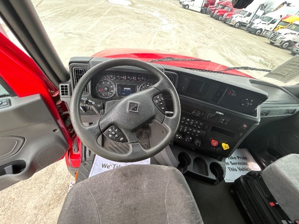 Sleeper Tractor-Heavy Duty Tractors-International-2018-LT625-Sturtevant-WI-429,880\n\t\tmiles-$ 38,750 - Image 11