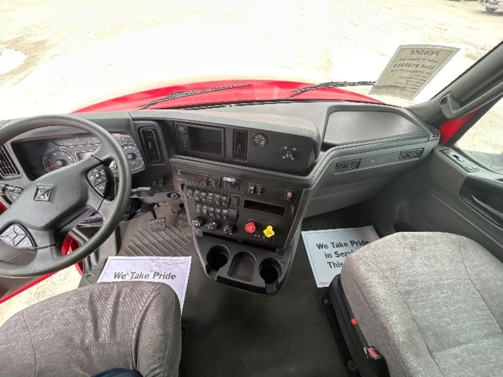 Sleeper Tractor-Heavy Duty Tractors-International-2018-LT625-Sturtevant-WI-429,880\n\t\tmiles-$ 38,750 - Image 12