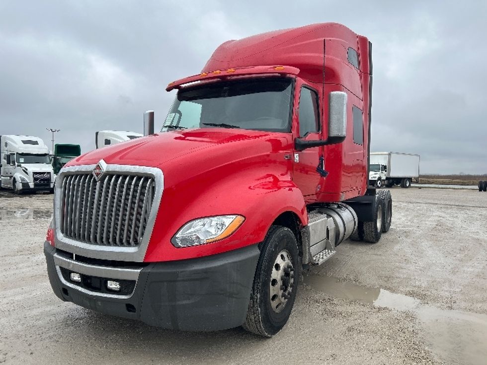 Sleeper Tractor-Heavy Duty Tractors-International-2018-LT625-Sturtevant-WI-429,880\n\t\tmiles-$ 38,750 - Image 3