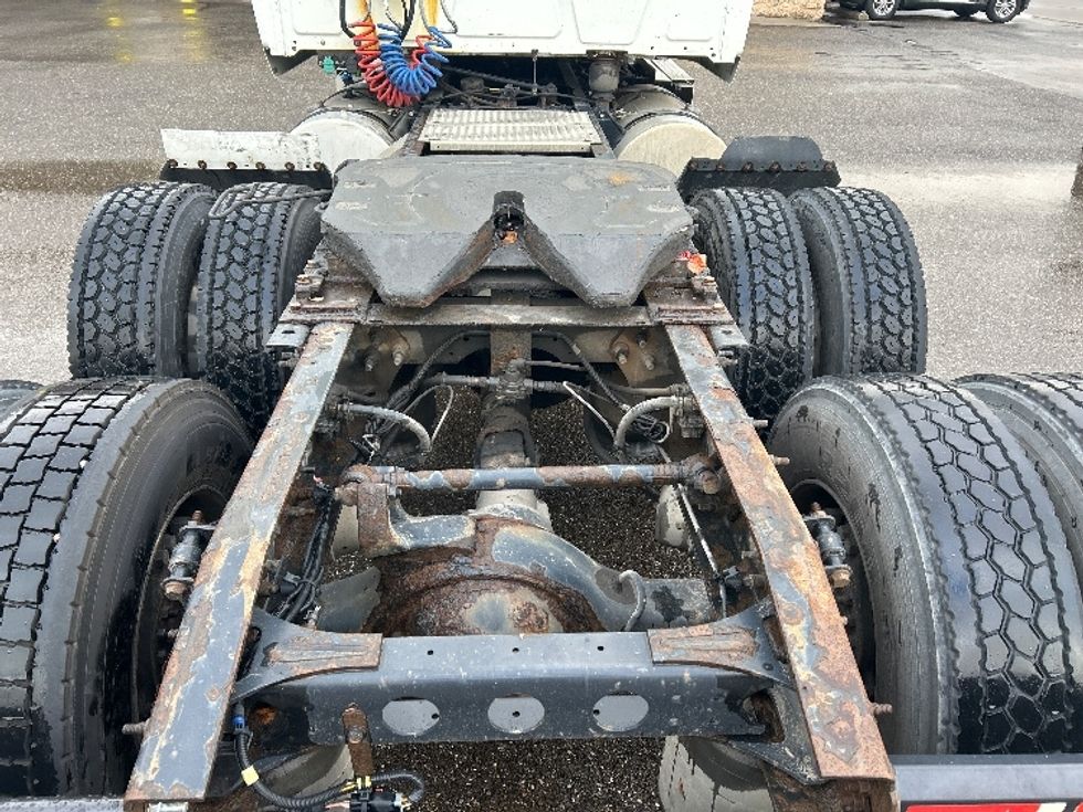 Sleeper Tractor-Heavy Duty Tractors-International-2019-LT625-Akron-OH-320,179\n\t\tmiles-$ 47,000 - Image 6