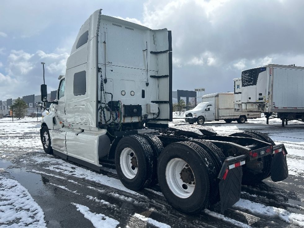 Sleeper Tractor-Heavy Duty Tractors-International-2019-LT625-Akron-OH-330,819\n\t\tmiles-$ 49,250 - Image 5