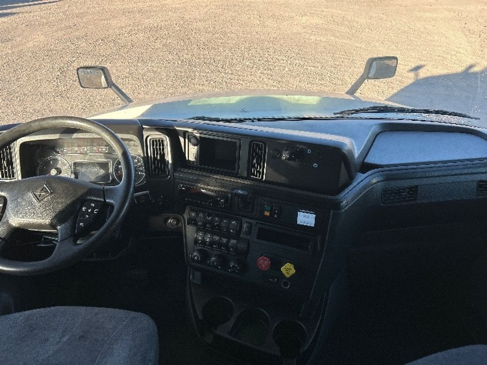 Sleeper Tractor-Heavy Duty Tractors-International-2019-LT625-Amarillo-TX-515,021\n\t\tmiles-$ 37,750 - Image 12