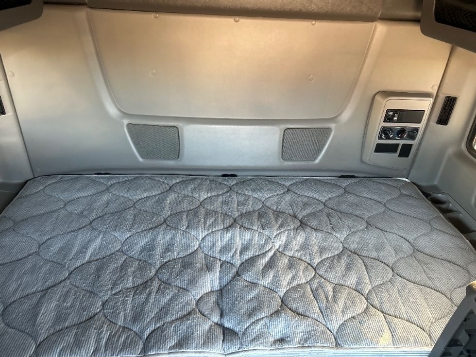 Sleeper Tractor-Heavy Duty Tractors-International-2019-LT625-Amarillo-TX-515,021\n\t\tmiles-$ 37,750 - Image 17