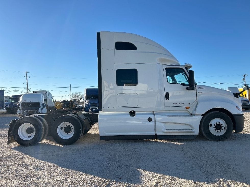 Sleeper Tractor-Heavy Duty Tractors-International-2019-LT625-Amarillo-TX-515,021\n\t\tmiles-$ 37,750 - Image 8