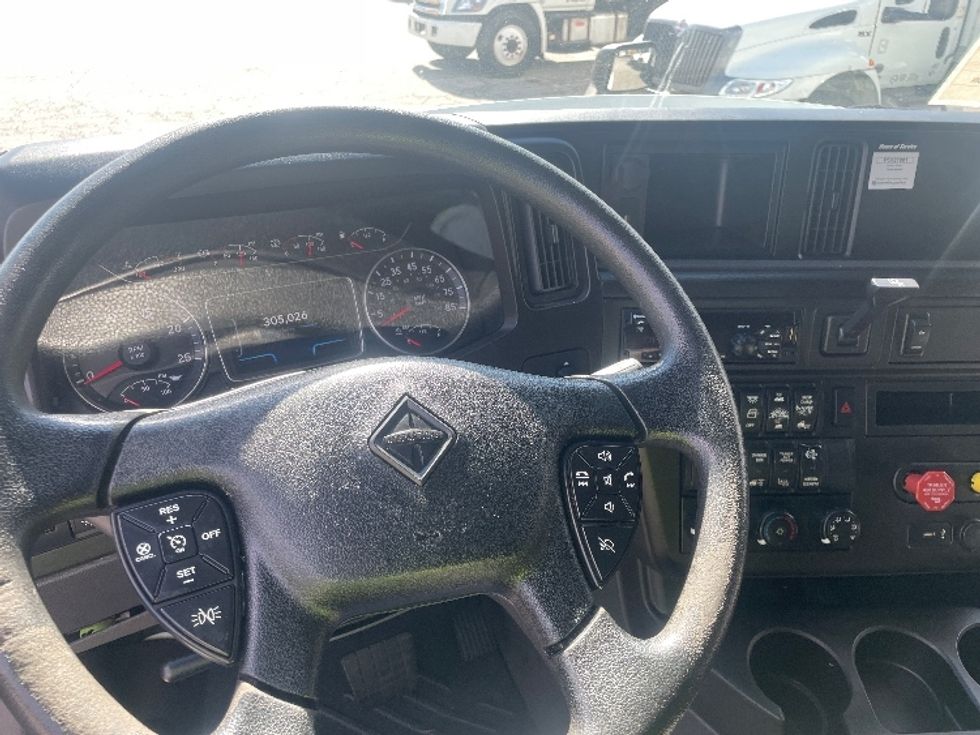 Sleeper Tractor-Heavy Duty Tractors-International-2019-LT625-Augusta-GA-305,027\n\t\tmiles-$ 36,500 - Image 11
