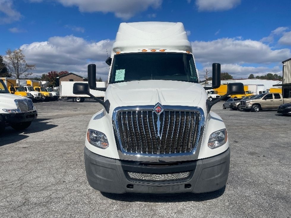 Sleeper Tractor-Heavy Duty Tractors-International-2019-LT625-Augusta-GA-305,027\n\t\tmiles-$ 36,500 - Image 2