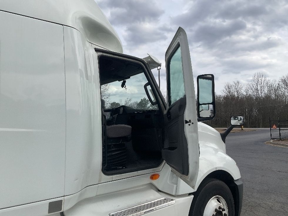 Sleeper Tractor-Heavy Duty Tractors-International-2019-LT625-Augusta-GA-514,488\n\t\tmiles-$ 35,500 - Image 13