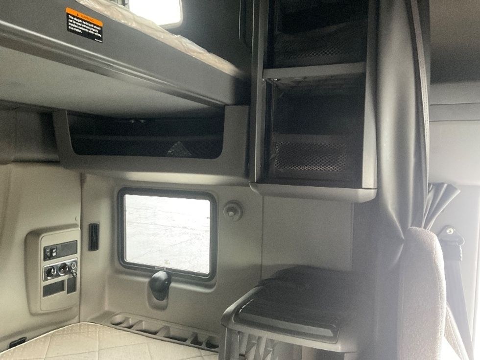 Sleeper Tractor-Heavy Duty Tractors-International-2019-LT625-Augusta-GA-514,488\n\t\tmiles-$ 35,500 - Image 18