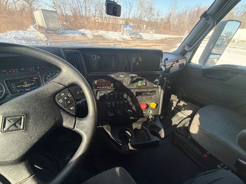 Sleeper Tractor-Heavy Duty Tractors-International-2019-LT625-Baltimore-MD-462,509\n\t\tmiles-$ 37,000 - Image 12