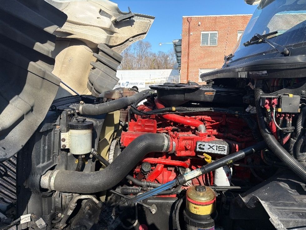 Sleeper Tractor-Heavy Duty Tractors-International-2019-LT625-Baltimore-MD-462,509\n\t\tmiles-$ 37,000 - Image 21