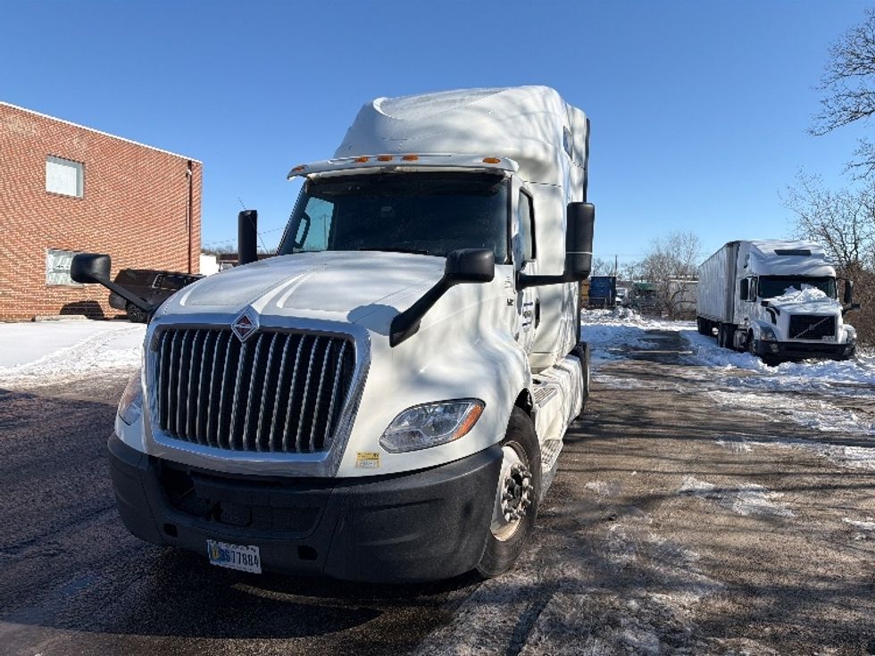Sleeper Tractor-Heavy Duty Tractors-International-2019-LT625-Baltimore-MD-462,509\n\t\tmiles-$ 37,000 - Image 3
