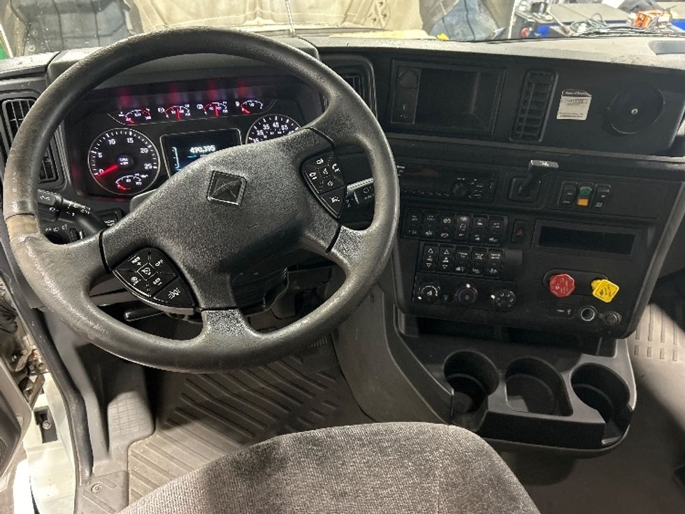 Sleeper Tractor-Heavy Duty Tractors-International-2019-LT625-Blountville-TN-490,395\n\t\tmiles-$ 38,250 - Image 11