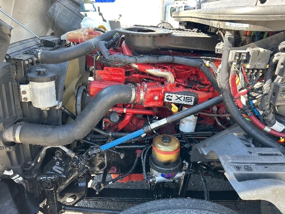 Sleeper Tractor-Heavy Duty Tractors-International-2019-LT625-Blountville-TN-490,395\n\t\tmiles-$ 38,250 - Image 21